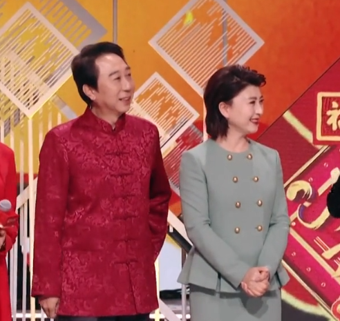 卫视春晚明星集体串台,小岳岳再现经典表情包,TVB春晚也凑热闹