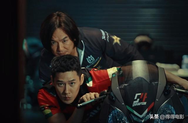 一把年纪还打打杀杀，谢天华新片跌破底线，网大已成古惑仔养老院