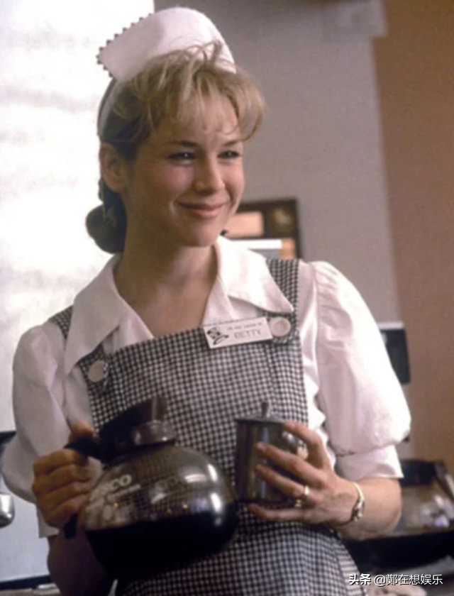 欧美影视史上最性感的护士(19张照片)电影推荐