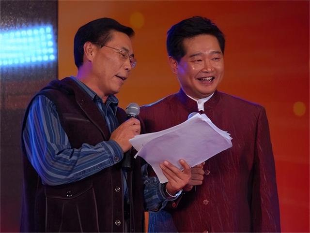 主持人肖东坡：一婚娶校花妻子遭离婚，与女商人55天闪婚获幸福