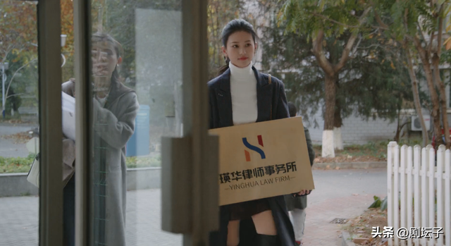 《无所畏惧之永不言弃》都市男女新博弈，英子终于接受了求婚戒指