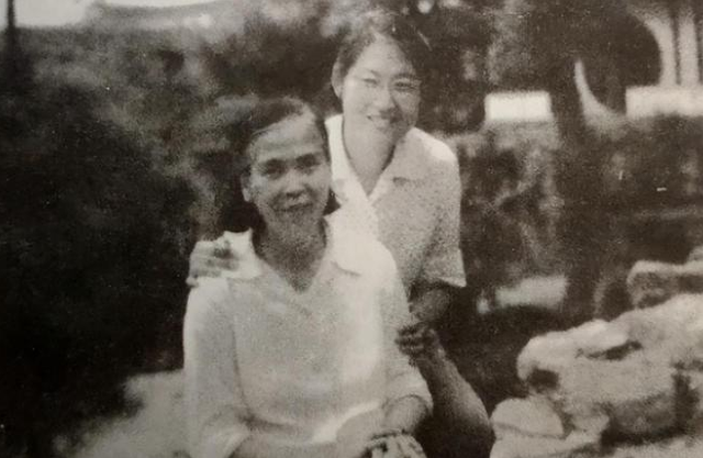 1978年，王美英受命照顾贺子珍，出发前被告知：必须遵守3条规定