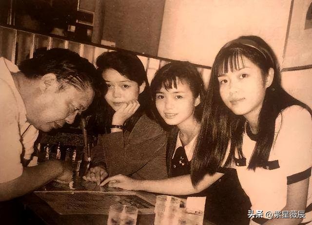 坚强的朱迅：17岁异国患癌，37岁失去父亲，母亲是她一生的痛