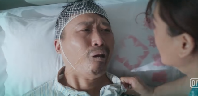 《唤爱》：妈妈去世，爸爸瘫痪，5岁的他捡破烂改变了自己的人生