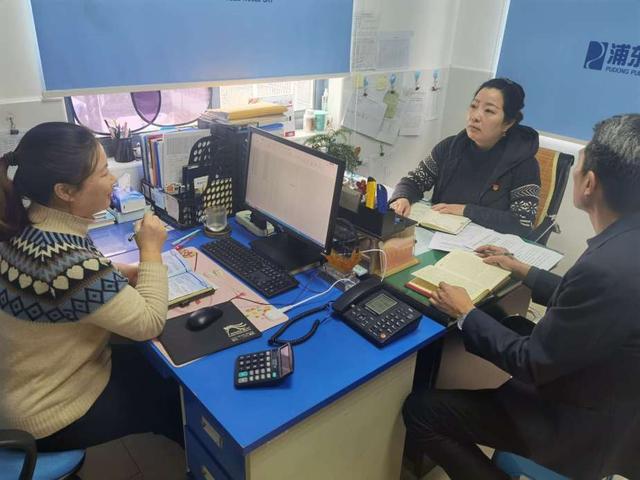 30余载公交情，岗位上的最后一次春节守望