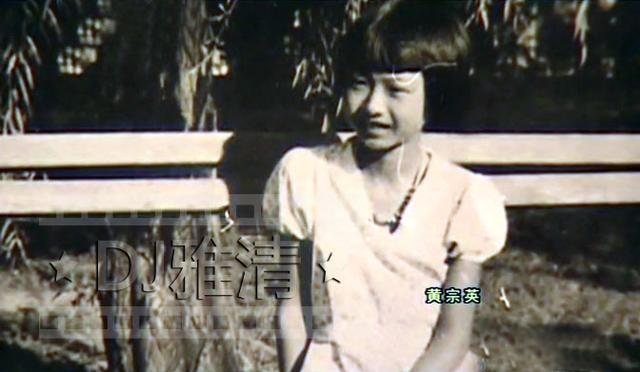 老照片:29位大明星的少女时代 个个像花骨朵般美丽 刘晓庆斗志昂扬