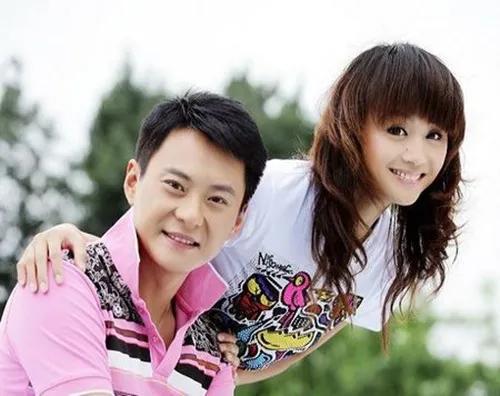 《凤在江湖》播出19年，男主因故退圈，两位女主生活美满