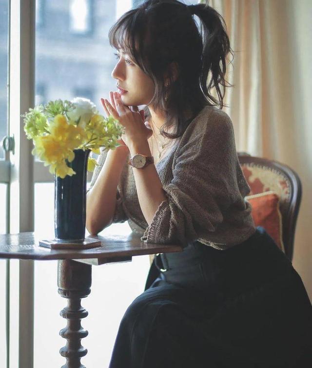 “新晋亚洲cosplay女神”，日系甜妹的蜜桃身材太魅惑了！