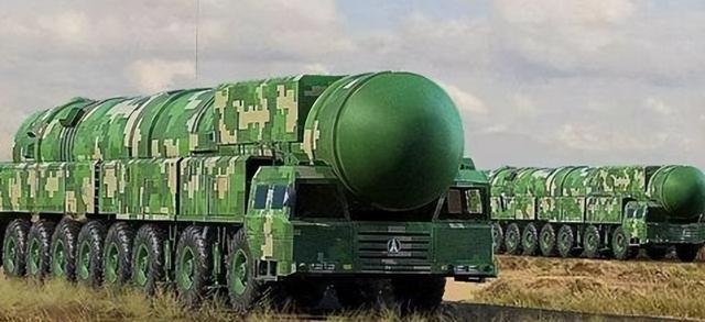 苏联末日列车：神出鬼没连美国都怕，一次可发射30枚核弹头