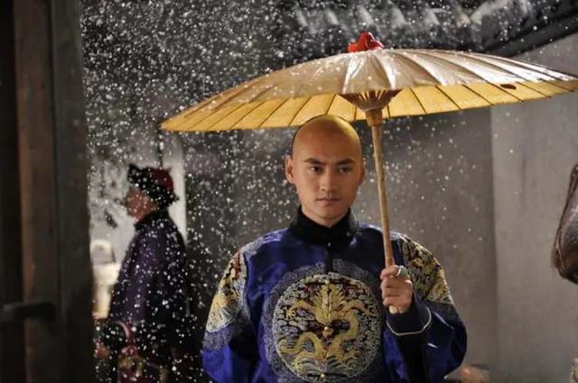 袁弘:希望大家不要成为《热搜》的岳鹏