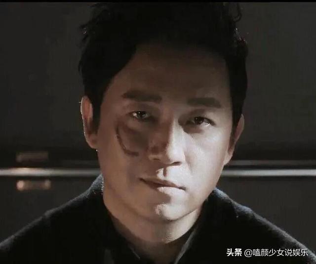 一人分饰两个角色的演员，只服这5位，他们没精分，观众先精分了