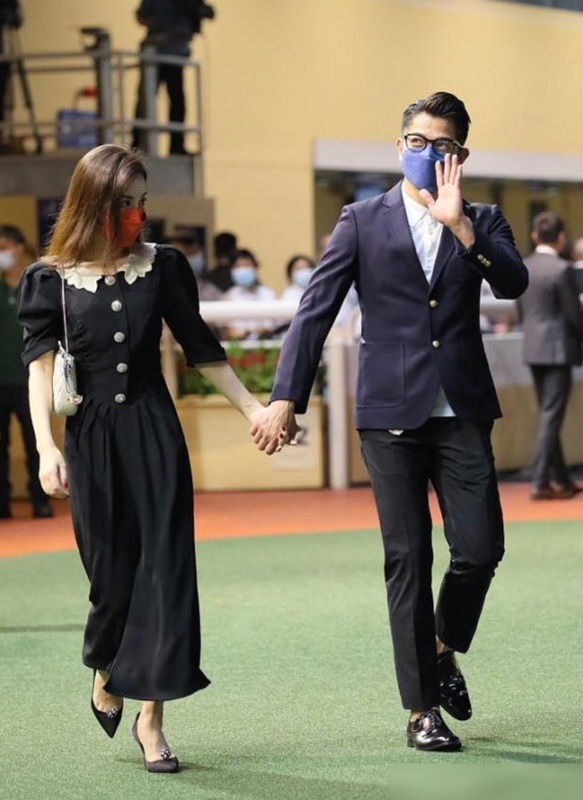 郭富城才是“反油腻”男人：西装笔挺，发型不乱，57岁不输小鲜肉