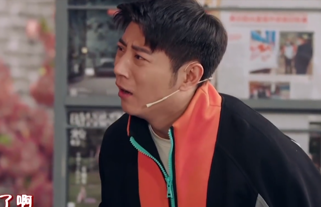 卫视春晚明星集体串台,小岳岳再现经典表情包,TVB春晚也凑热闹