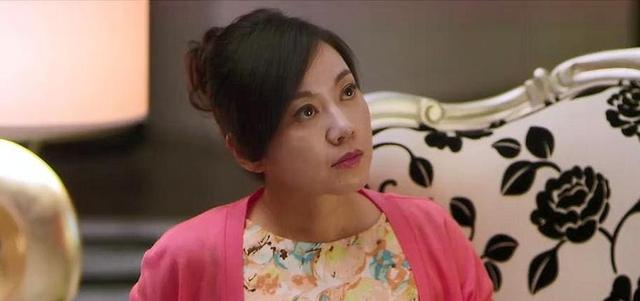 苦熬7年逼走原配，上位3年“遭报应”，脖子以下全是瘤惨死豪宅