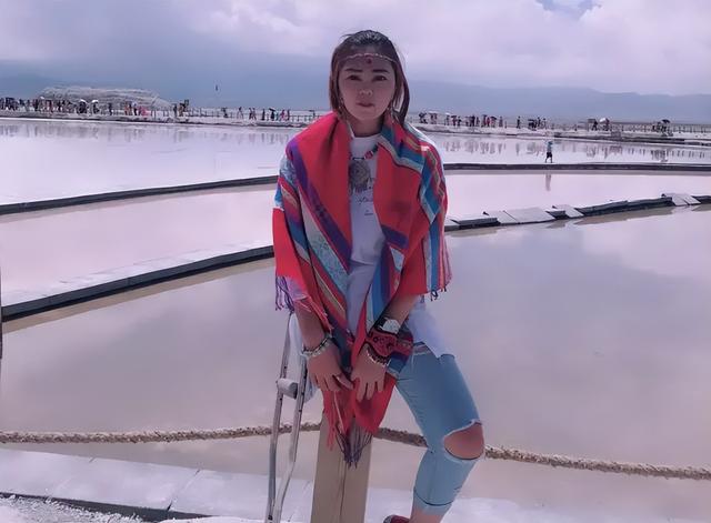 河南电焊工女孩罗雨：只有一条腿，被300多个男生表白，现怎样？