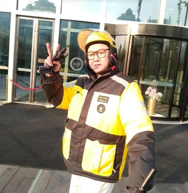 《天龙八部》“虚竹”被曝送外卖！已经息影9年，曾坦言不会复出