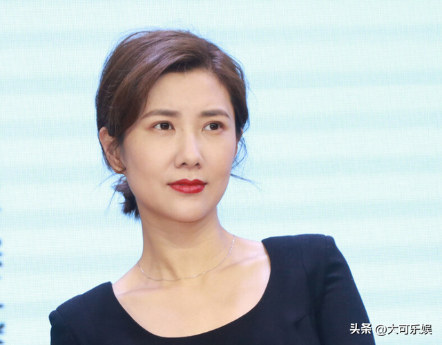 女星边潇潇:与印小天的纠纷导致两败俱伤,她嫁导演丈夫幸福吗?