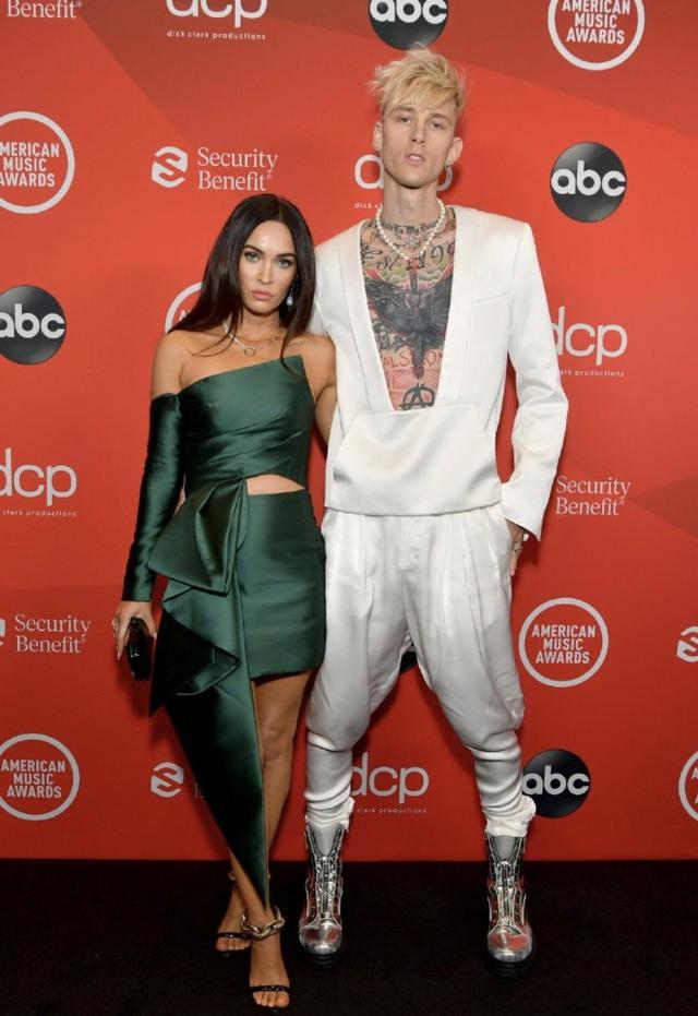 《变形金刚一》女主梅根福克斯!曾红极一时,如今事业却一路下滑