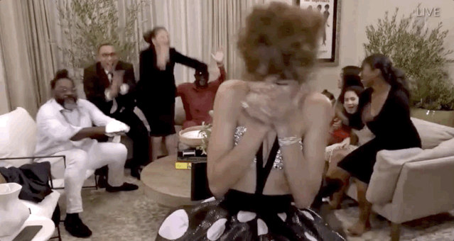 72届艾美奖：24岁赞达亚成最年轻视后，《富家穷路》大满贯