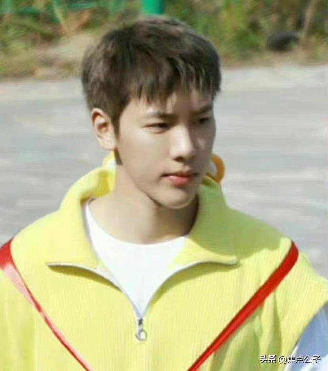 为啥整容？范丞丞前队友王子异录节目脸变化大，网友：像陈飞宇