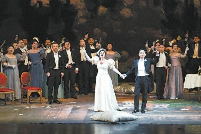 大剧院版歌剧《茶花女》再回归