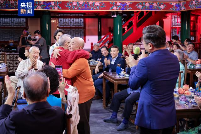 老当益壮，银发少年！《2024戏韵重阳联欢会》今晚播出