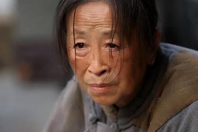 从“德艺双馨”到“晚节不保”，已去世的张少华，到底做过什么？