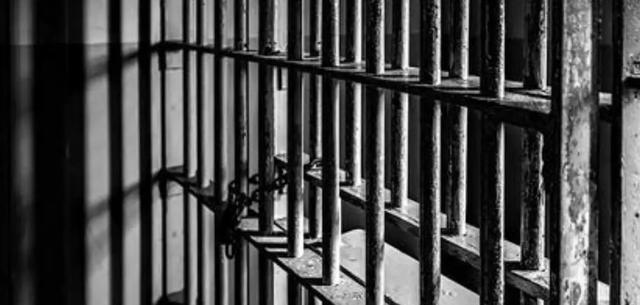 中国最高级别监狱，能入住的全是高官，更有待遇顶格的特殊监区