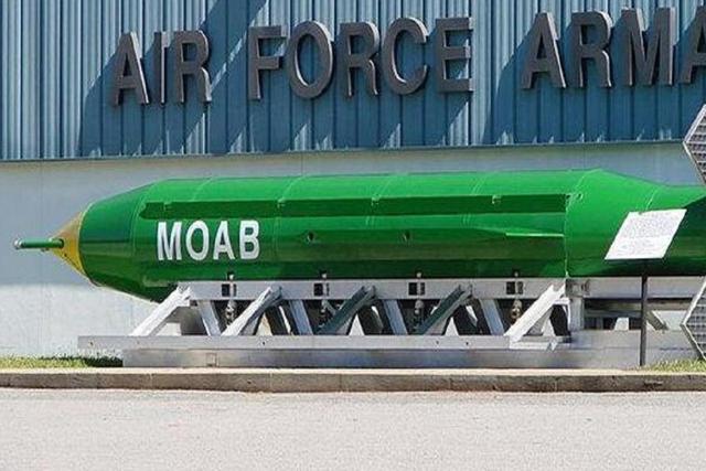 内塔尼亚胡笑了，特朗普送出大礼，亚核武器就绪，剑指伊朗核设施