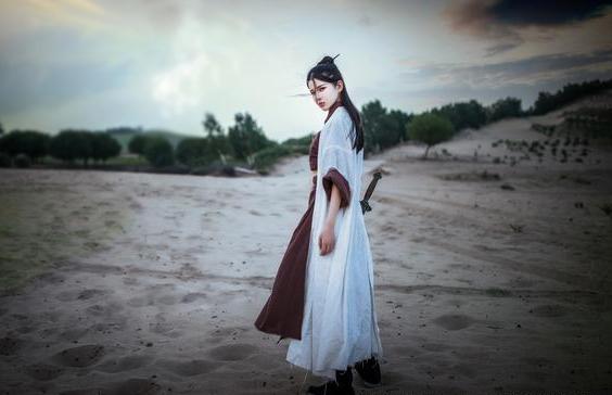 小说:誓死不从,就算是父也不行!