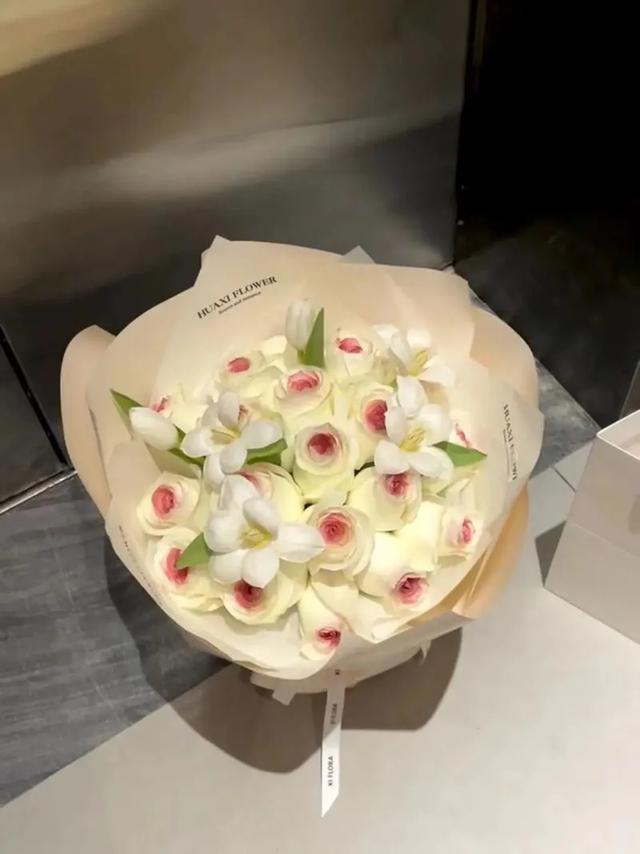 爱情就是这样现实:当你在男人眼里无价值时,随时都会被抛弃