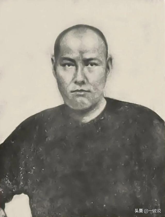 原籍福建龙溪，赤手空拳成就航运大亨，女婿崛起，续写星洲传奇