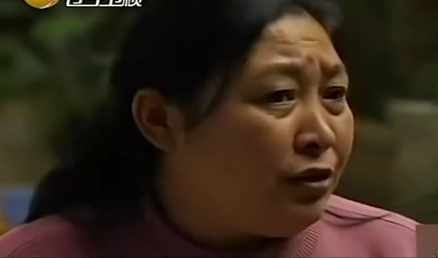 她是身价千万的女强人,无儿无女,晚年资产被保姆转移,落魄无助