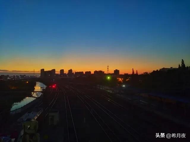 远方传来风笛声