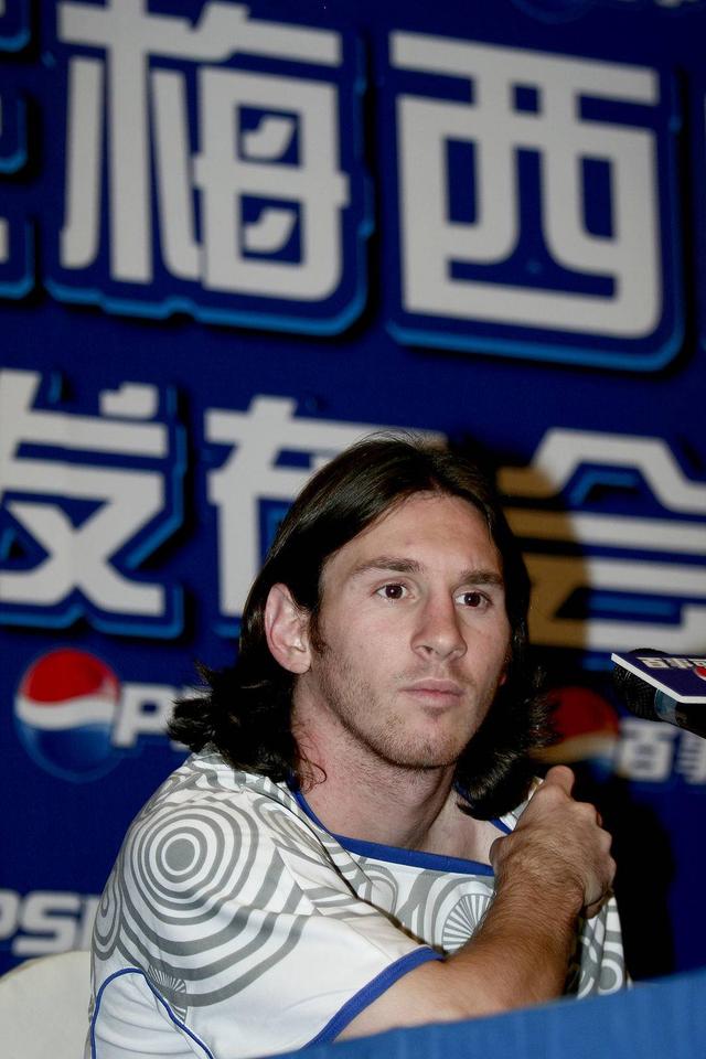 「聚焦梅西转会」梅西4次“造访”中国，08年获得奥运金牌