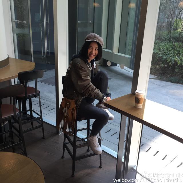 荧幕俏佳人，楚楚动人——周楚楚