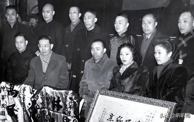 周信芳与裘丽琳二人不仅爱情唯美，所育6子女全是传奇，都有谁？