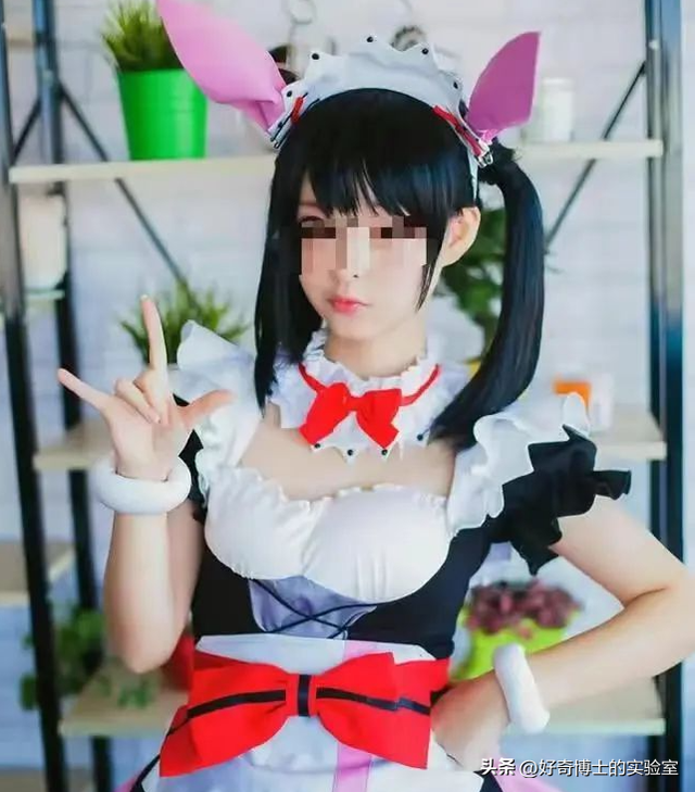 “要什么服务都有!”团购APP里的女仆陪玩店,真的“涉黄”吗?