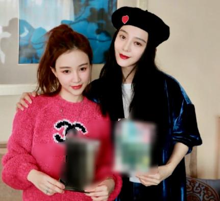 范冰冰重登国内杂志封面，身材暴瘦美出新高度