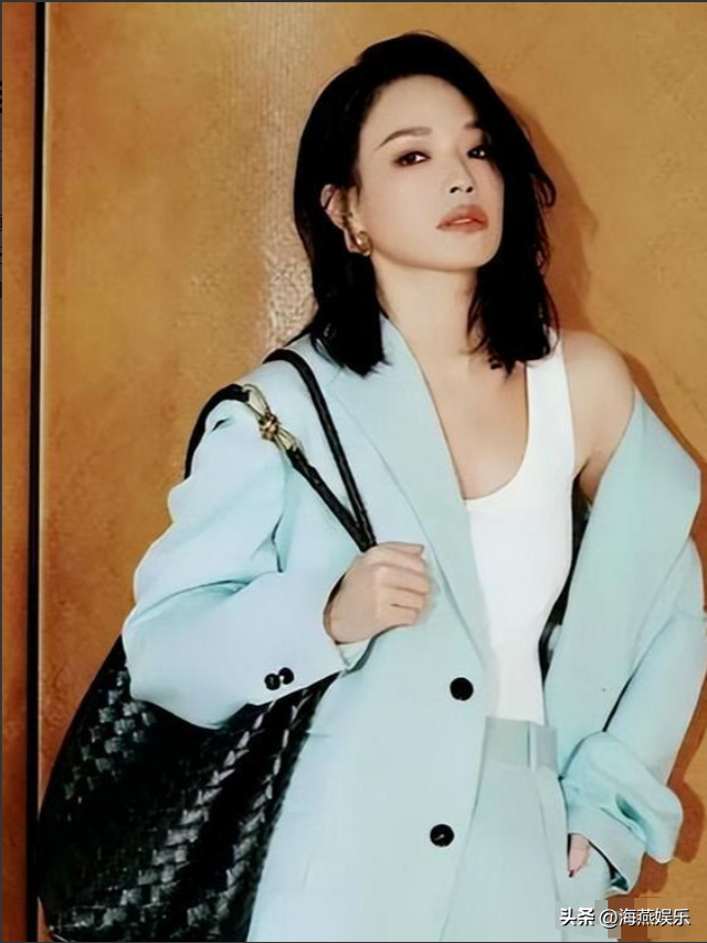 19岁舒淇拍“全裸写真”“三级片”一脱成名,老板亲自上场