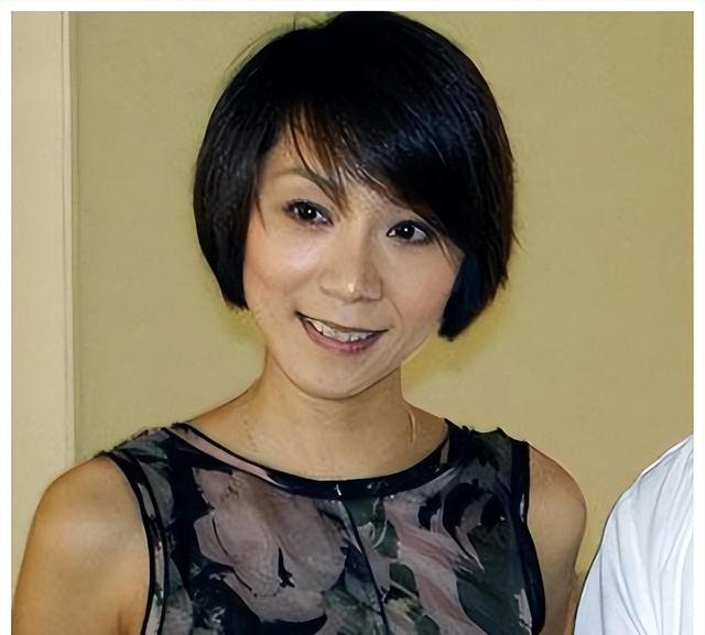 苦熬7年逼走原配，上位3年“遭报应”，脖子以下全是瘤惨死豪宅