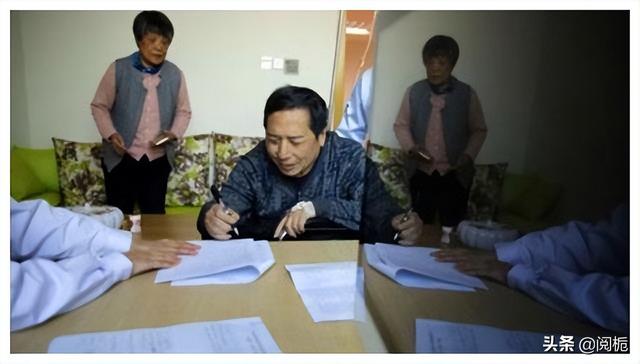 我有一个女人梦，72岁老人坚持做变性手术，医生：易性症不是病