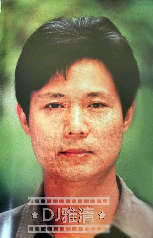 沈冠初，这位息影23年的昔日银幕美男，让我们一起瞧瞧他的罕见