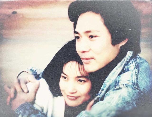 沈冠初，这位息影23年的昔日银幕美男，让我们一起瞧瞧他的罕见