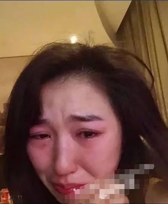 她是范冰冰《苹果》中的裸替，曾自导自演被强暴，被挖出涉嫌裸聊