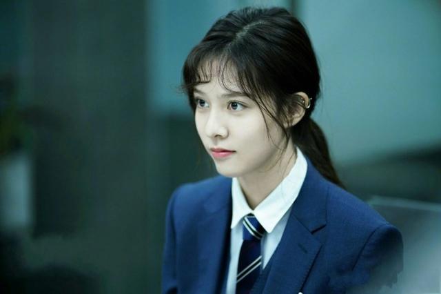 都市谍战剧《风暴舞》陈伟霆、古力娜扎、郭家豪、任达华等主演