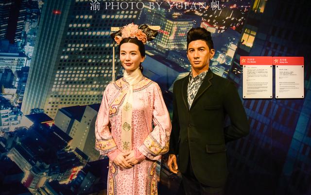 在重庆可以一次与几十位中外明星面对面？没想到竟然是真的