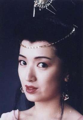 龚慈恩(女星龚慈恩：情断黄日华，两任丈夫“背叛”她，60岁坚强优雅)