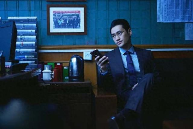 袁弘:希望大家不要成为《热搜》的岳鹏