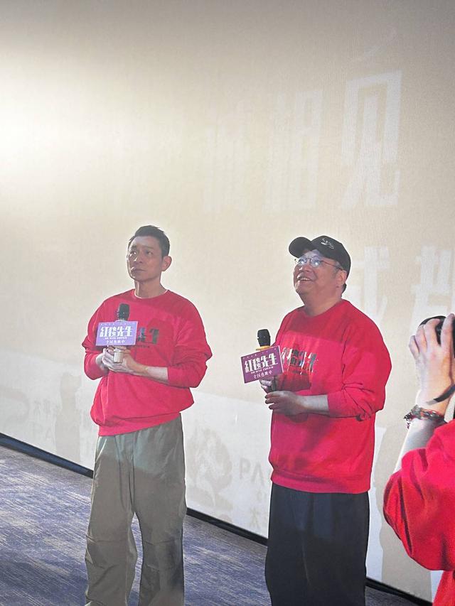 八部影片撤了四部，究竟为何不敌贾玲？｜文化观察